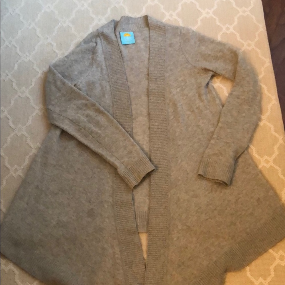 Cashmere cardigan